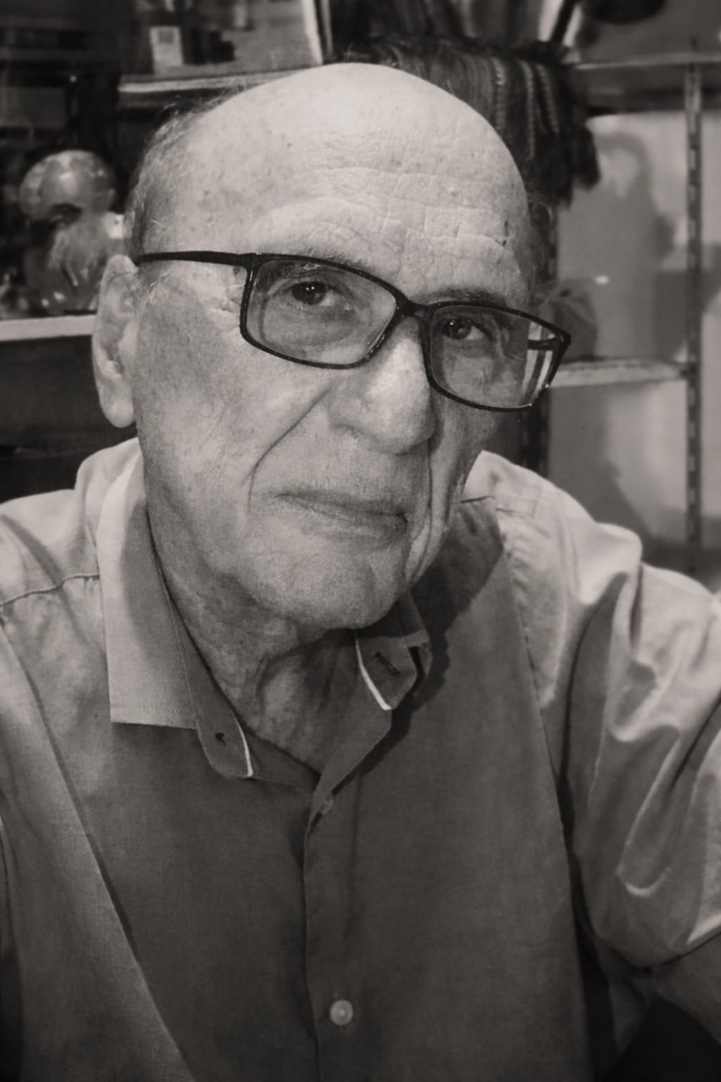 Retrato de Bernard Charlot